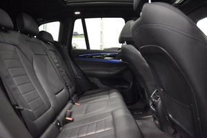 BMW iX3 bild 13