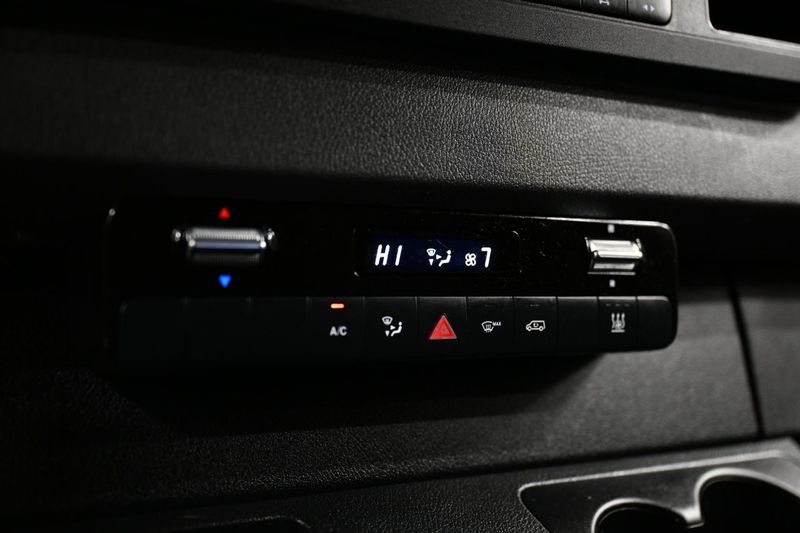 Mercedes Sprinter bild 31