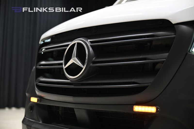 Mercedes Sprinter bild 2