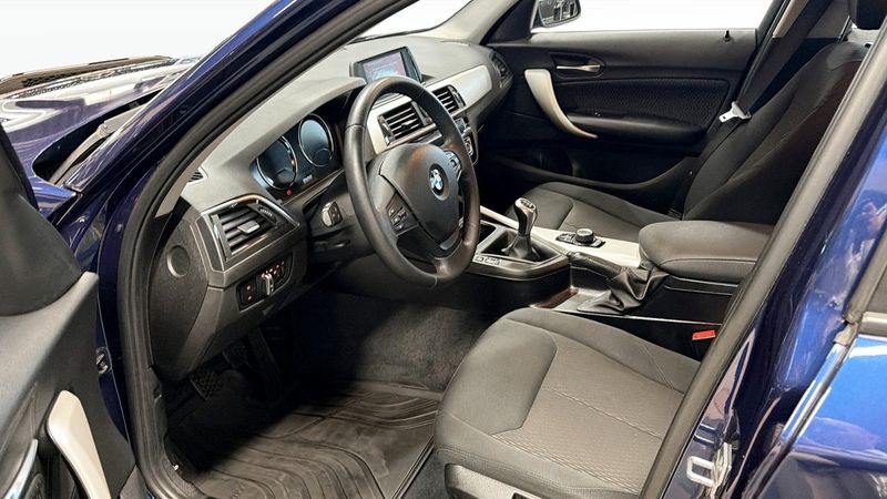 BMW 118 bild 8