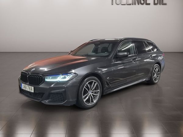 BMW 520 d xDrive Touring M-Sport Cockpit Laser Navi Drag Kamera - 2021