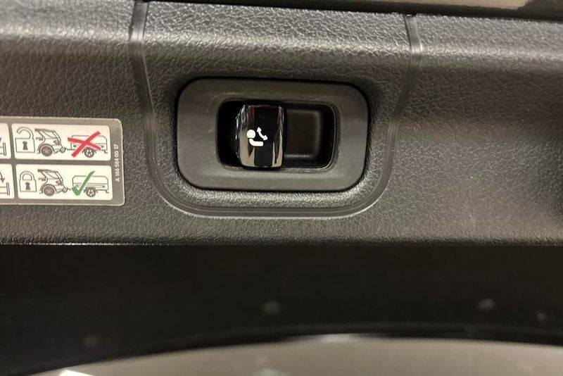 Mercedes EQE350 bild 11