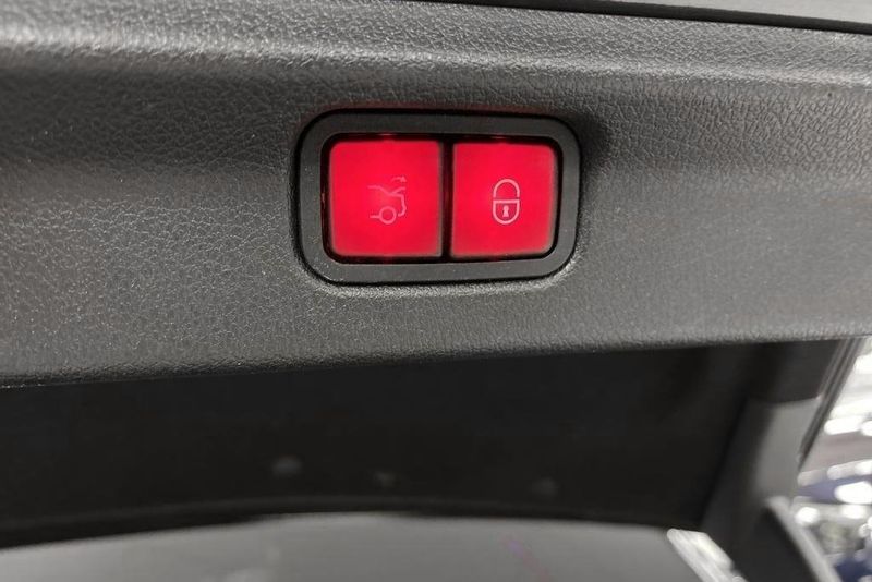 Mercedes EQE350 bild 10