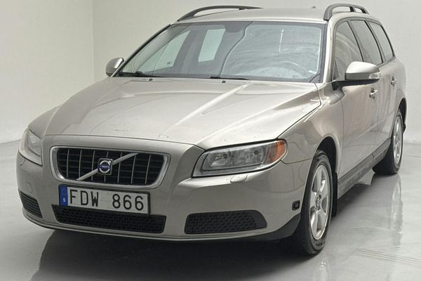 Volvo V70 II 2.0F (145hk) - 2008