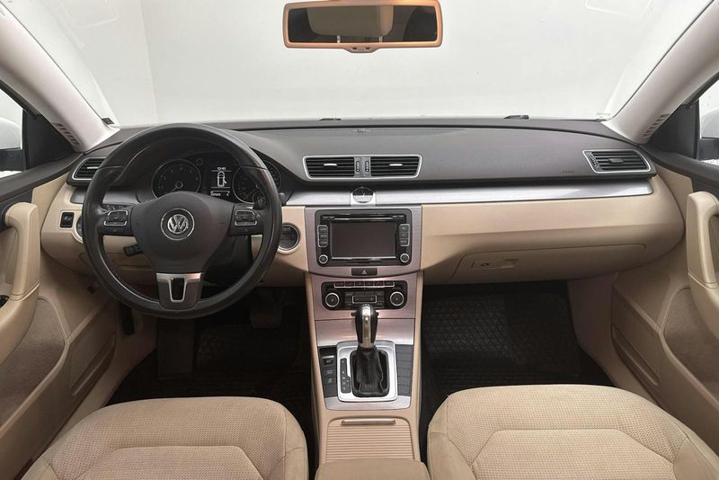 Volkswagen Passat bild 6