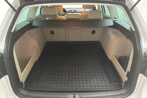 Volkswagen Passat bild 9