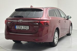 Toyota Avensis bild 3