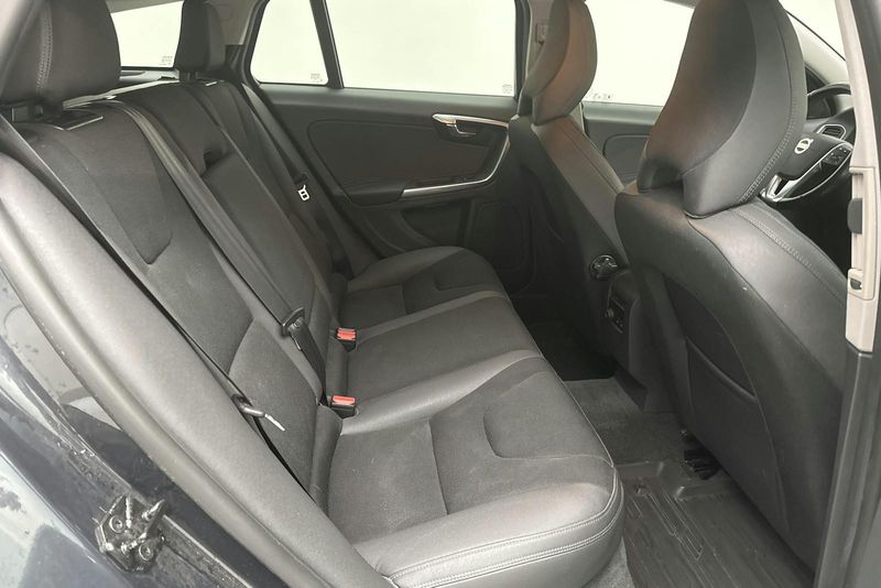 Volvo V60 bild 8