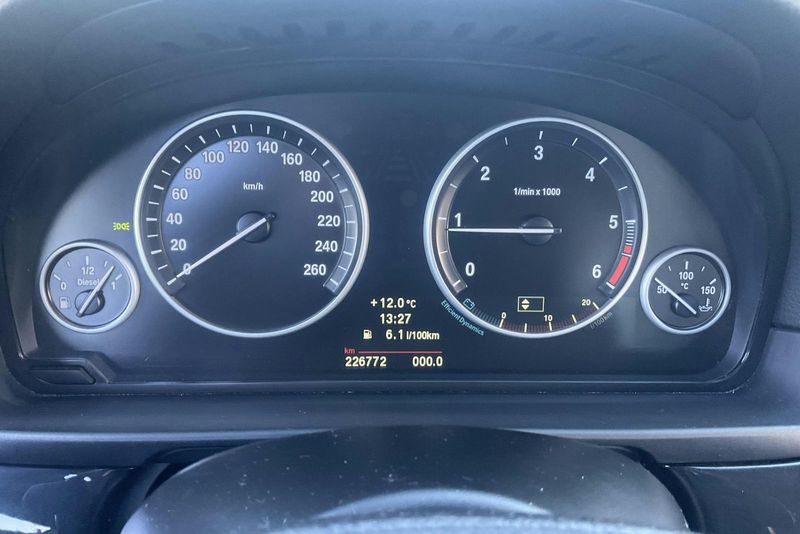 BMW 520 bild 11