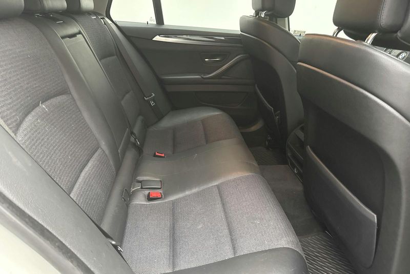 BMW 520 bild 8
