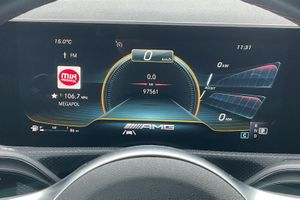 Mercedes CLA45 AMG bild 10