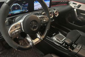 Mercedes CLA45 AMG bild 17