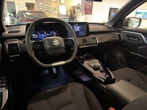 Suzuki e Vitara bild 12