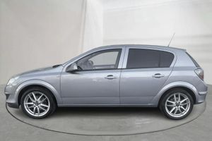 Opel Astra bild 2