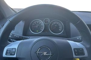 Opel Astra bild 10