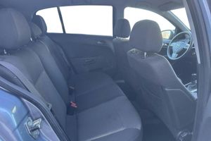 Opel Astra bild 8