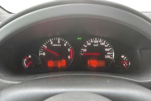 Nissan Pathfinder bild 12