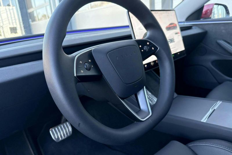 Tesla Model 3 bild 16