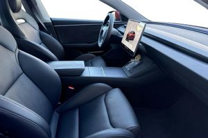 Tesla Model 3 bild 7