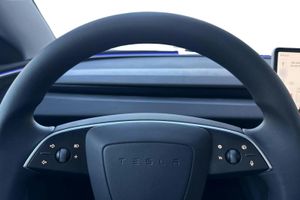 Tesla Model 3 bild 10