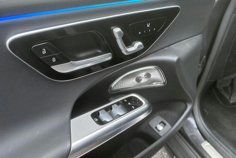 Mercedes E300 bild 15