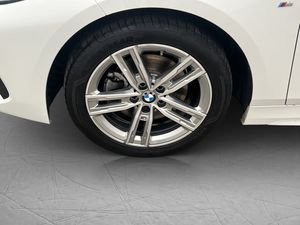 BMW 118 bild 30