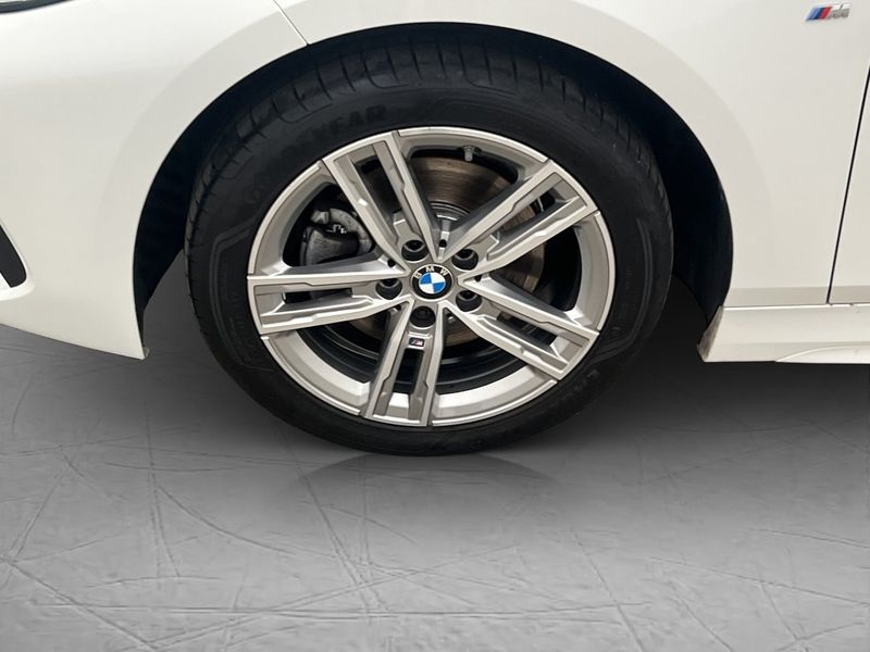BMW 118 bild 30