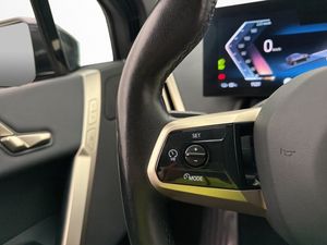 BMW iX bild 25