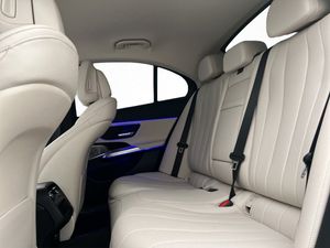 Mercedes E220 bild 16