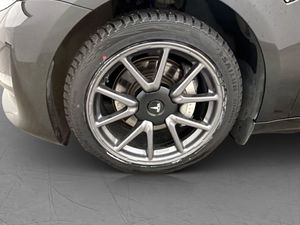 Tesla Model 3 bild 29