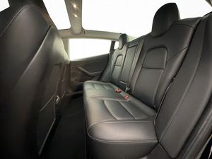 Tesla Model 3 bild 15