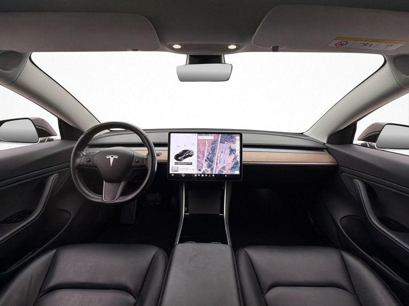 Tesla Model 3 bild 16