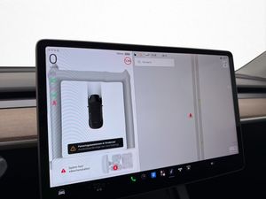 Tesla Model Y bild 24