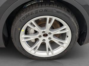 Tesla Model Y bild 31