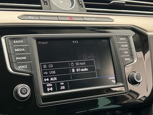 Volkswagen Passat bild 18