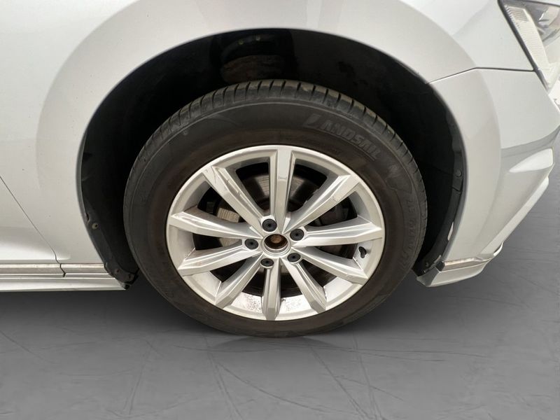 Volkswagen Passat bild 30