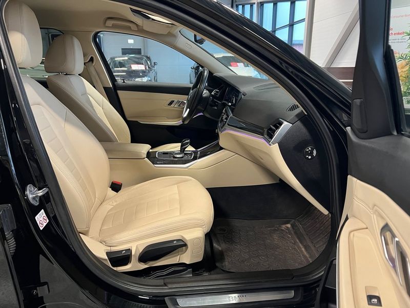 BMW 330 bild 10
