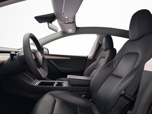 Tesla Model Y bild 16
