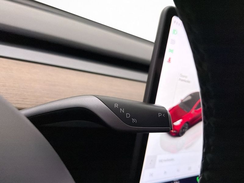 Tesla Model Y bild 22