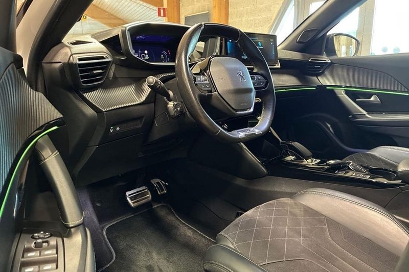 Peugeot e-2008 bild 17