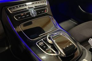 Mercedes E220 bild 18