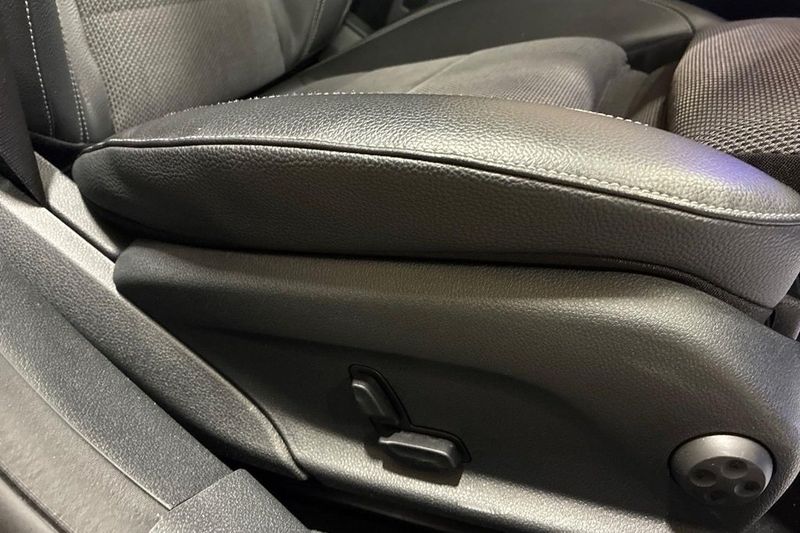 Mercedes E220 bild 24