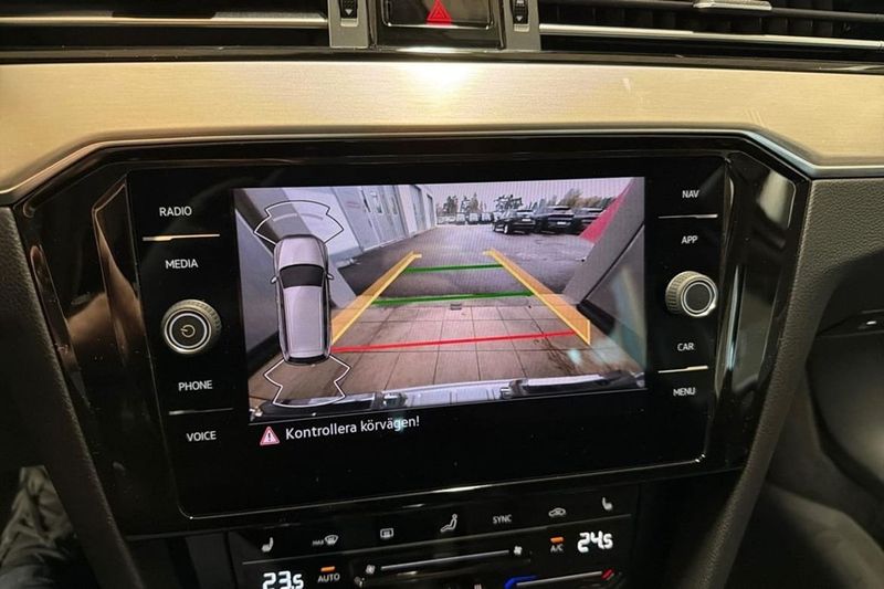 Volkswagen Passat bild 9