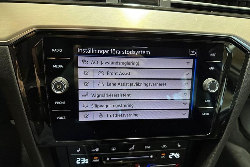 Volkswagen Passat bild 17