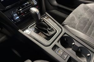Volkswagen Passat bild 14