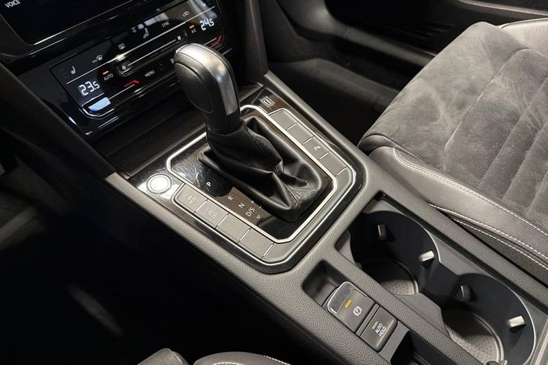 Volkswagen Passat bild 14