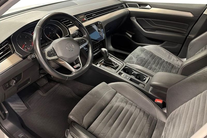 Volkswagen Passat bild 8