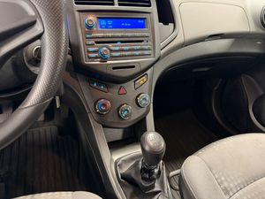 Chevrolet Aveo bild 9