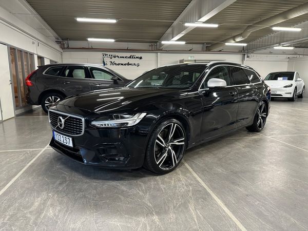 Volvo V90 D5 Polestar AWD R-Design Pano B&W Värmare HUD Kamera - 2018