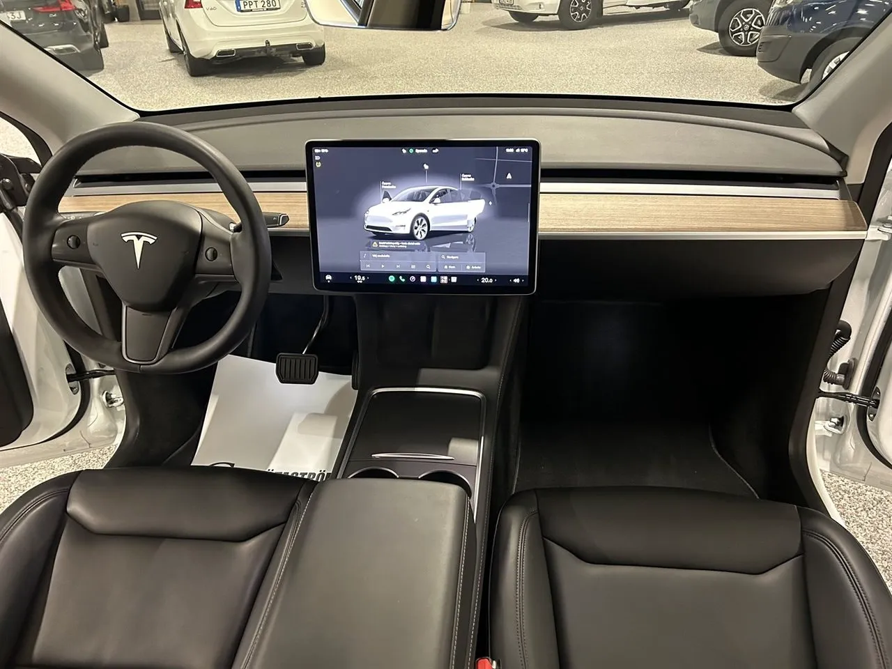 Tesla Model Y bild 21